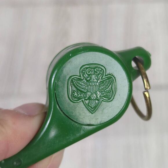Vintage Girl Scouts of America Plastic Whistle Green with Cork Ball Inside - Picture 10 of 10